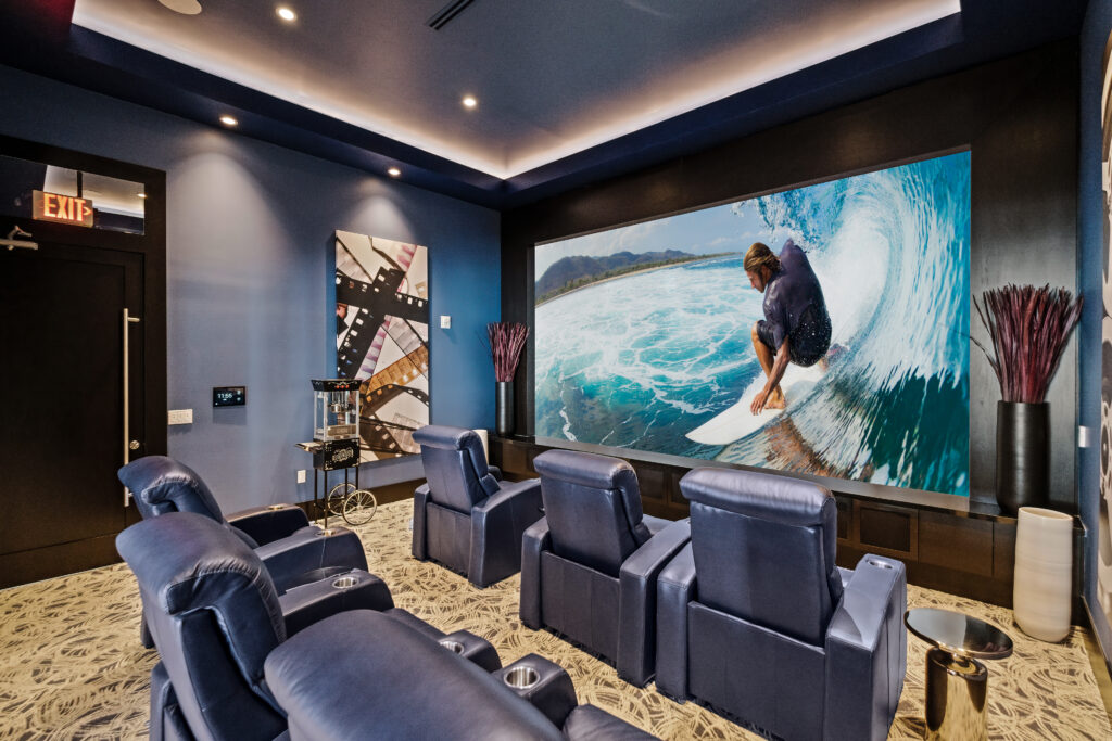 Altís Miramar clubhouse tv