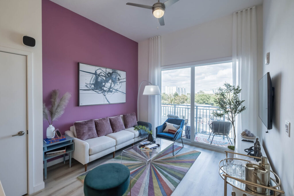 Altis Little Havana model living room
