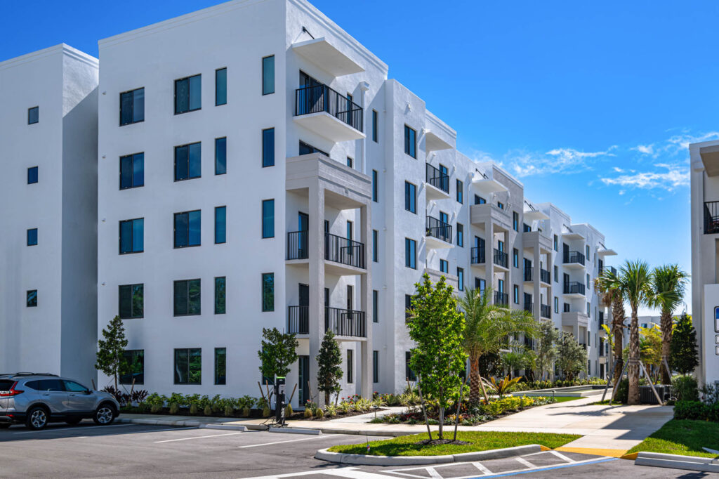 Altis Santa Barbara exterior
