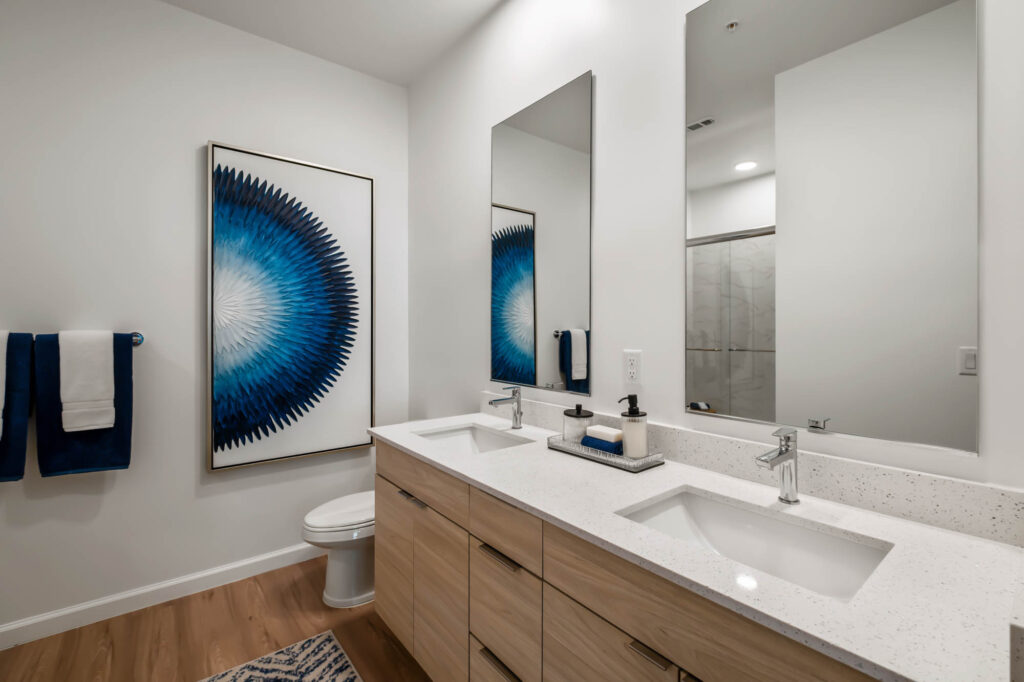 Altís Grand Lake Willis model bathroom