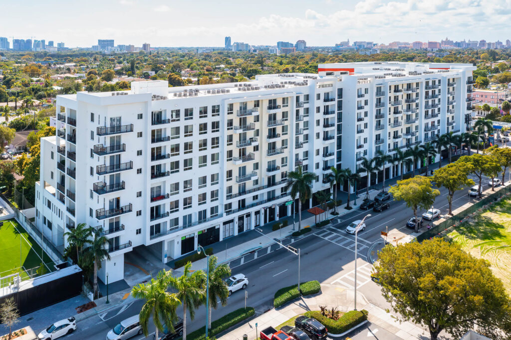 Altis Little Havana aerial exterior