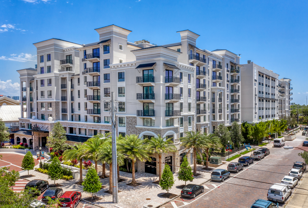altis grand central exterior