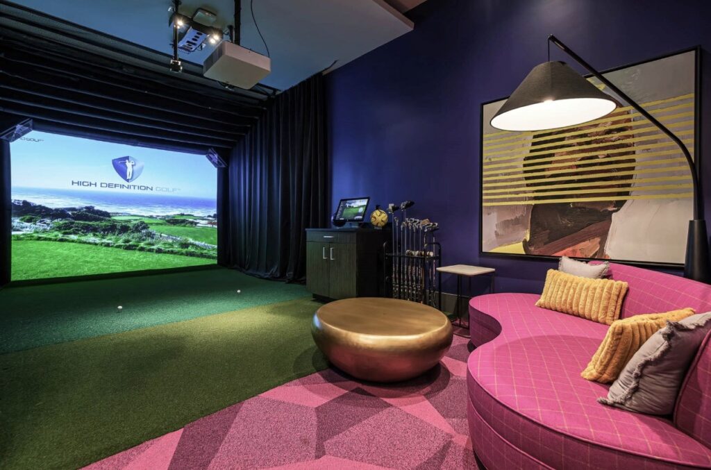 Altis Grand Kendall golf simulator