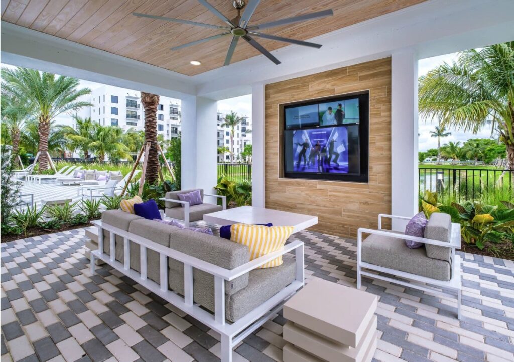 Altis Grand Kendall outdoor patio area